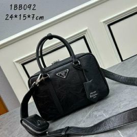 Picture of Prada Lady Handbags _SKUfw154015777fw